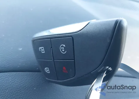 2025 Chevrolet Equinox Fwd Lt from USA, damaged, VIN 3GNAXHEG6SL244754